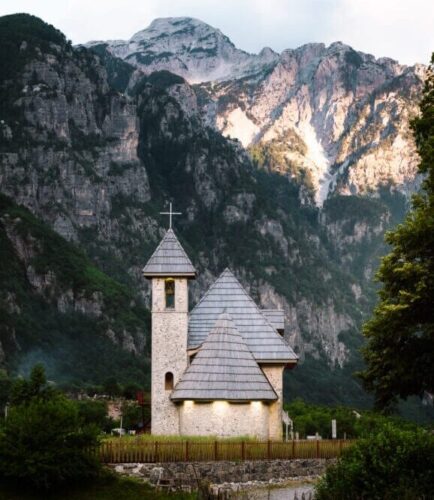 theth-albania-25-578x810