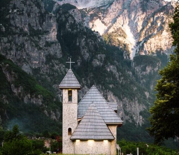 theth-albania-25-578x810